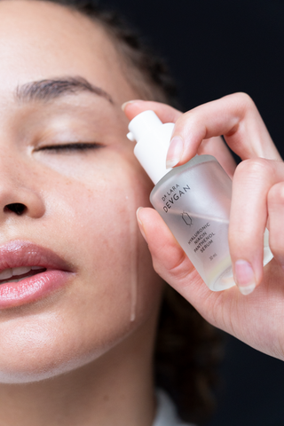 Hyaluronic Niacin Panthenol Serum