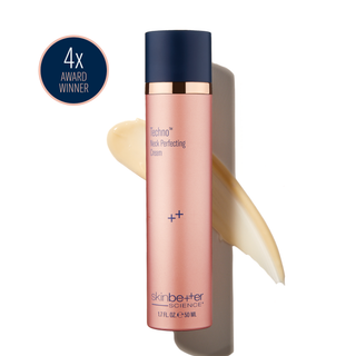 skinbetter science Techno Neck Moisturizing Cream texture smear