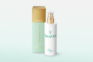 Valmont Primary Veil prepping mist in use