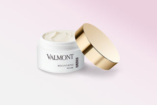 Valmont Recovering Mask in use on hair