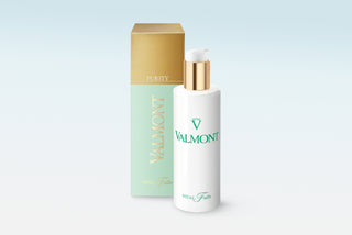 Valmont Vital Falls toner in use