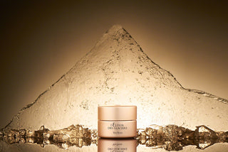Valmont Vos Yeux jar with its outer packaging